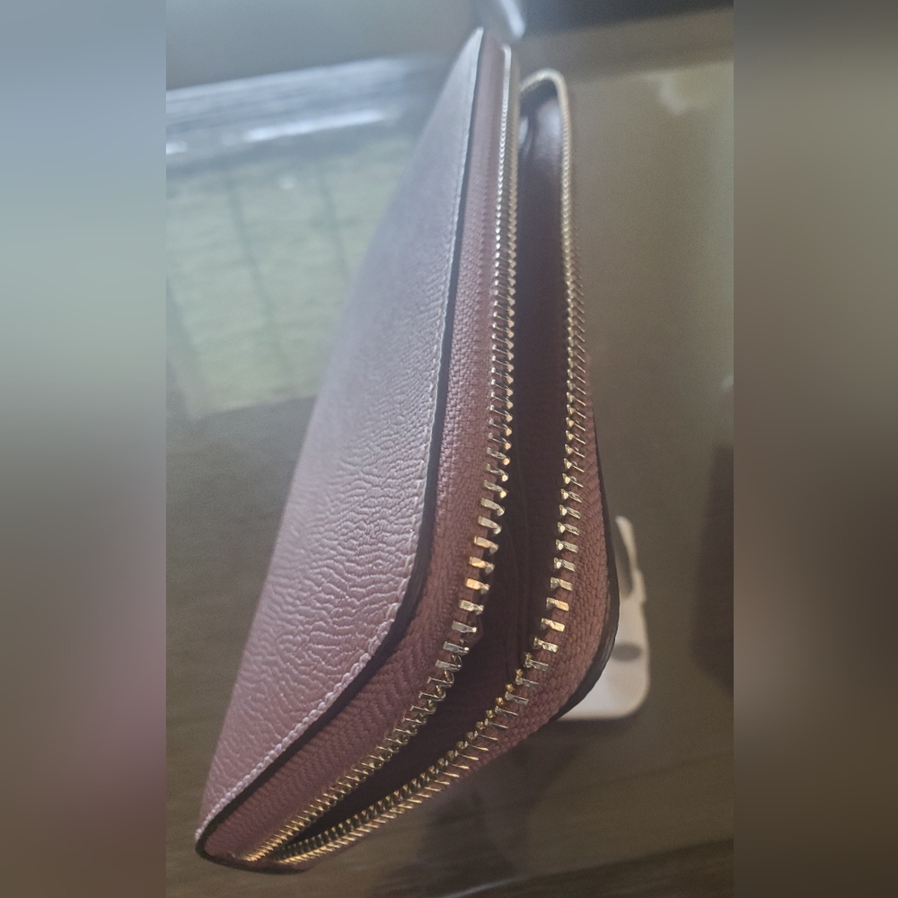 COACH Zippered Leather Wallet - Picture 7 of 8